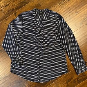 JONES NEW YORK Signature - polkadot navy and white tunic blouse